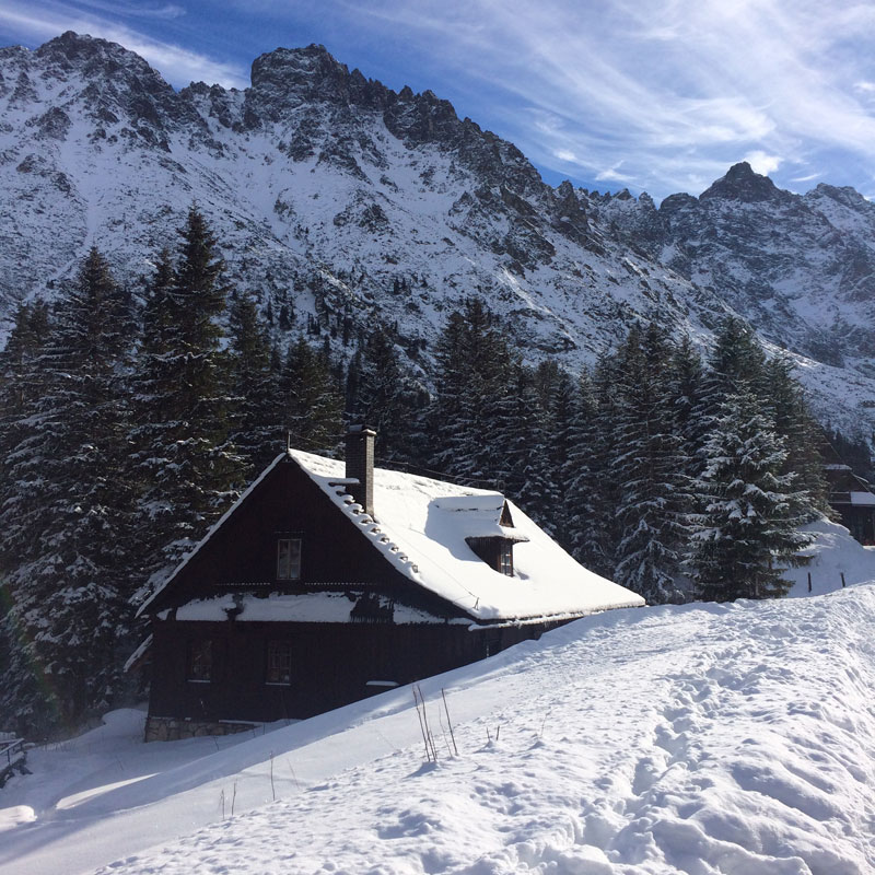 Morskie Oko z  przewodnikiem